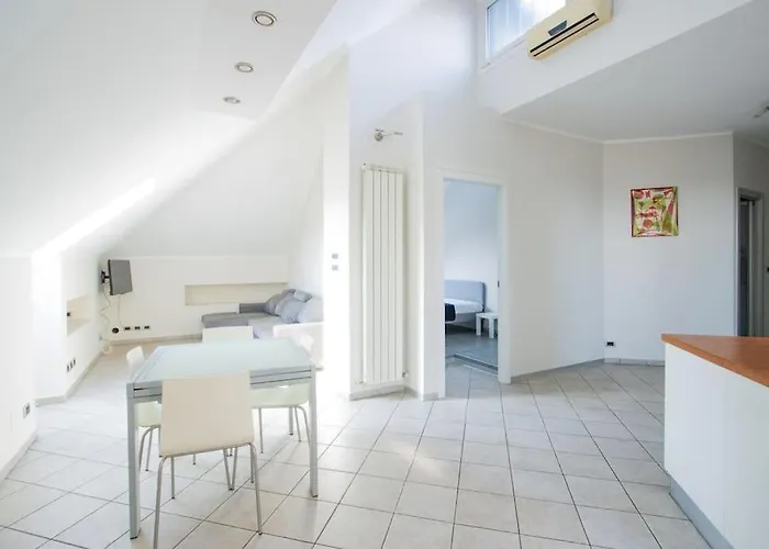 Loft Eugenio - *large And Bright Apartment* トリノ
